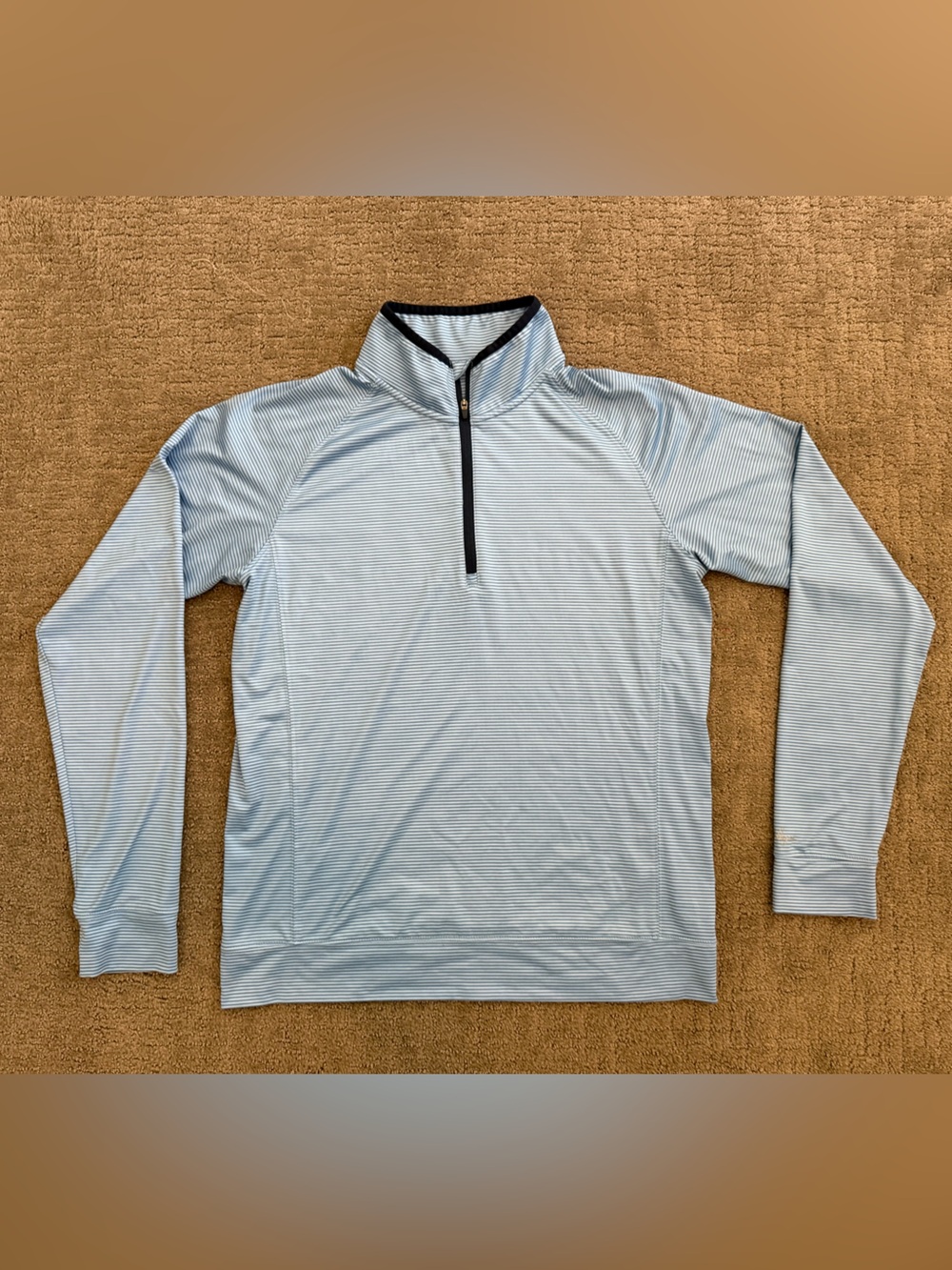 Walter Hagen UPF/UV Protective Shirt, Blue stripes, Size Small.
